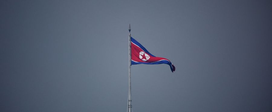北朝鮮の軍艦進水式で事故、金正恩氏が激怒