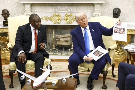 トランプ大統領と南アラマポーザ大統領の会談内容