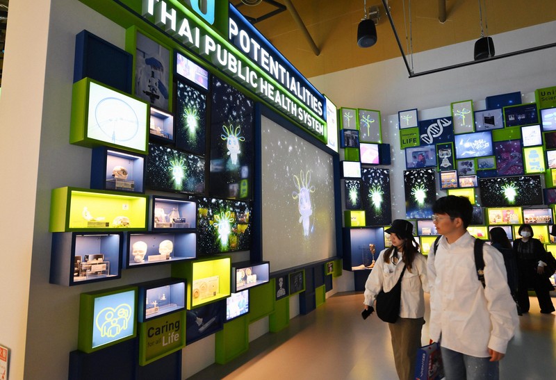 タイ・万博展示の批判と医療文化の融合