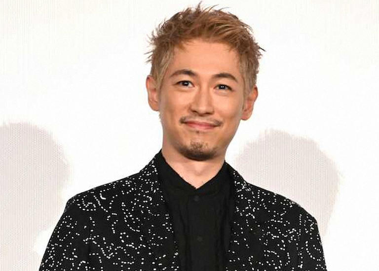 ディーン・フジオカ、金髪姿で舞台あいさつに登場