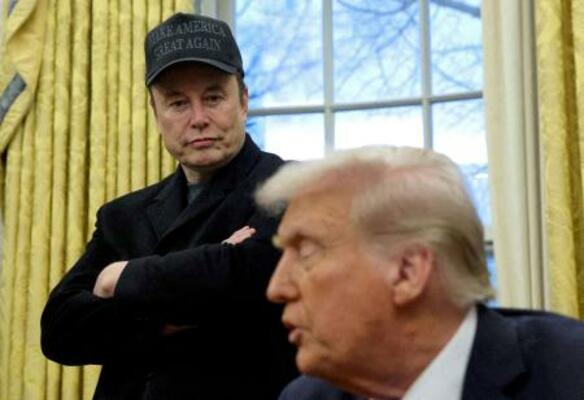 イーロン・マスク氏、政治献金を縮小へ