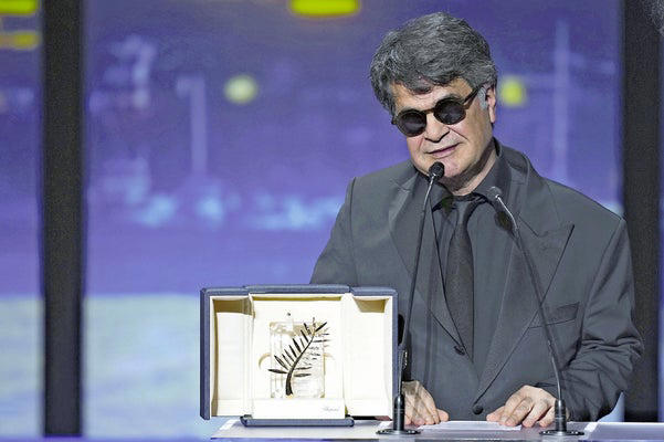 ジャファール・パナヒ監督がカンヌでパルムドール受賞