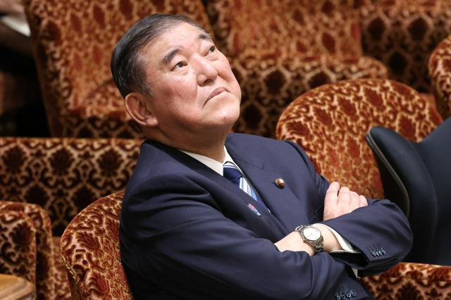 内閣不信任案提出時の衆院解散検討について
