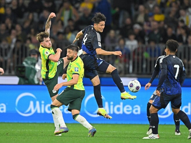 日本代表、オーストラリア戦で初黒星を喫す - W杯最終予選