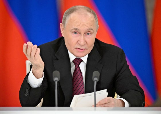プーチン大統領、孫娘の中国語能力を語る
