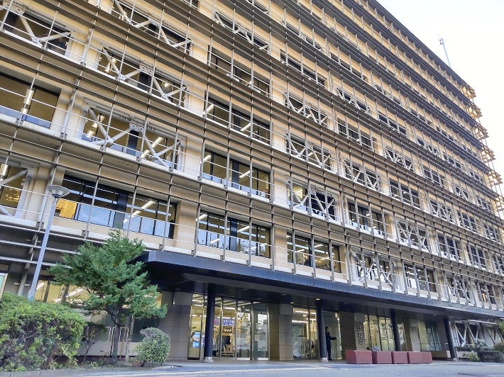 樹海で生徒死亡 男は自殺仲間検索