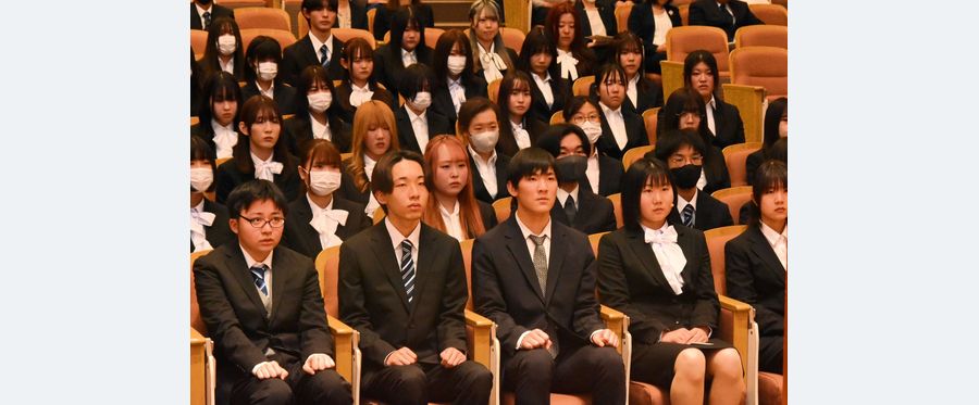 長野県の短大が男女共学化、女子短大消滅の影響