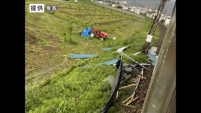 長野電鉄事故：小屋が列車に衝突し3人死傷