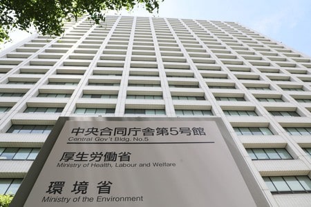 2024年度生活保護申請件数が25.9万件に増加