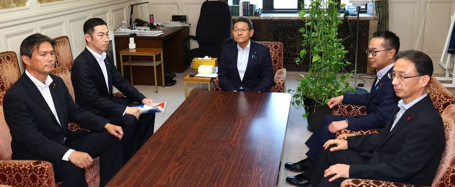 立憲民主党、井林委員長の解任決議案を提出へ