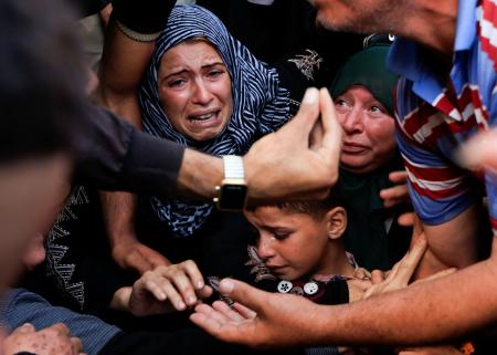 イスラエル軍の攻撃でガザの子供9人が死亡