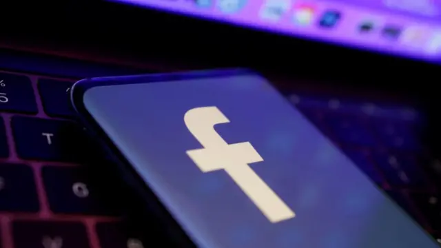 FacebookとInstagramのアカウント凍結の理由とは